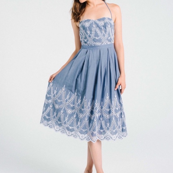 Kendall and Kylie Dress - Picture 5 of 8